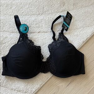 NEW- Bali Smoothing Full Coverage Flexible Fit Black Lace Bra 40C